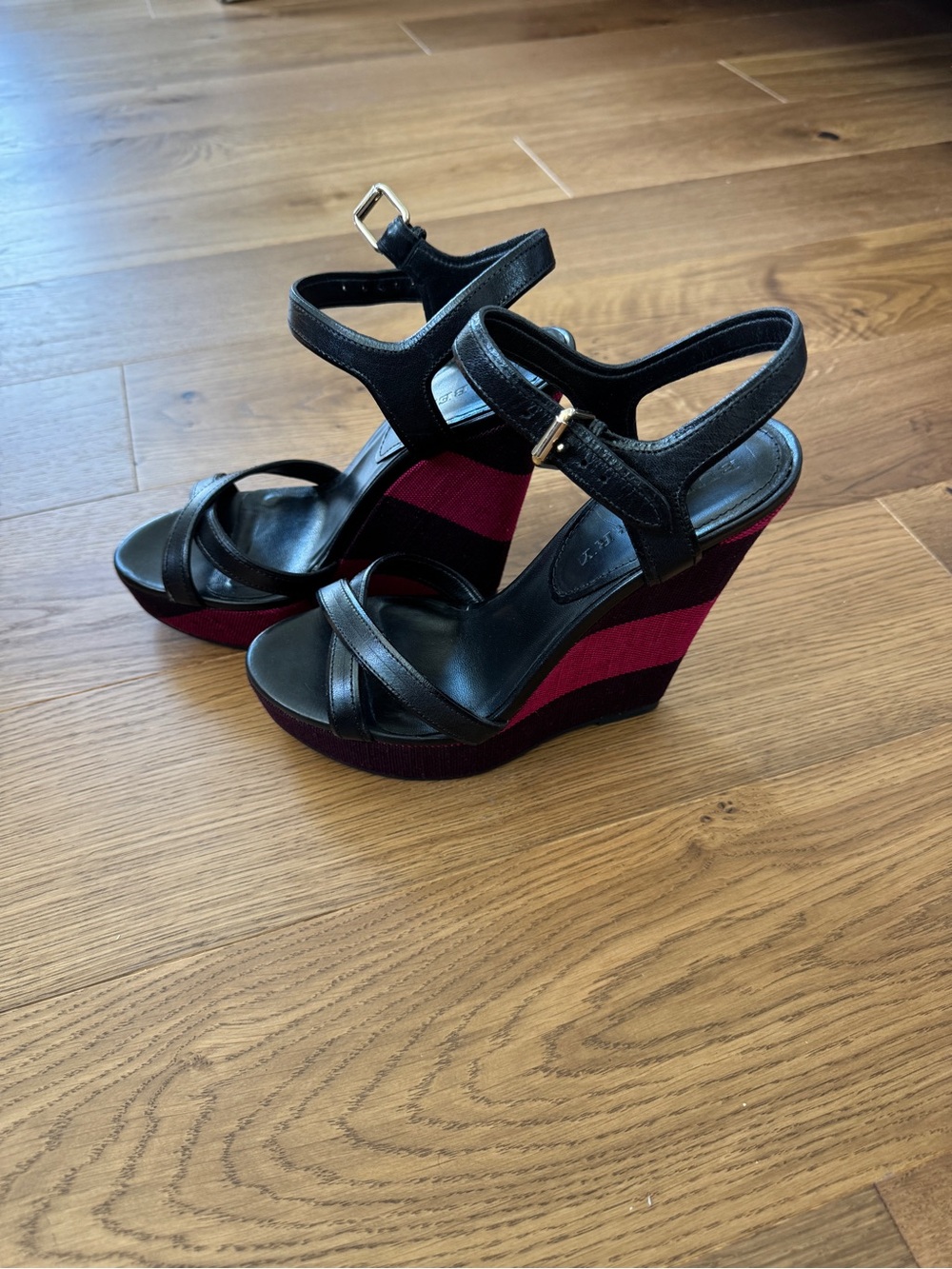 Burberry Black Leather Ankle-Strap Wedges with Plum and Pink Stripes - Picture 2 of 4